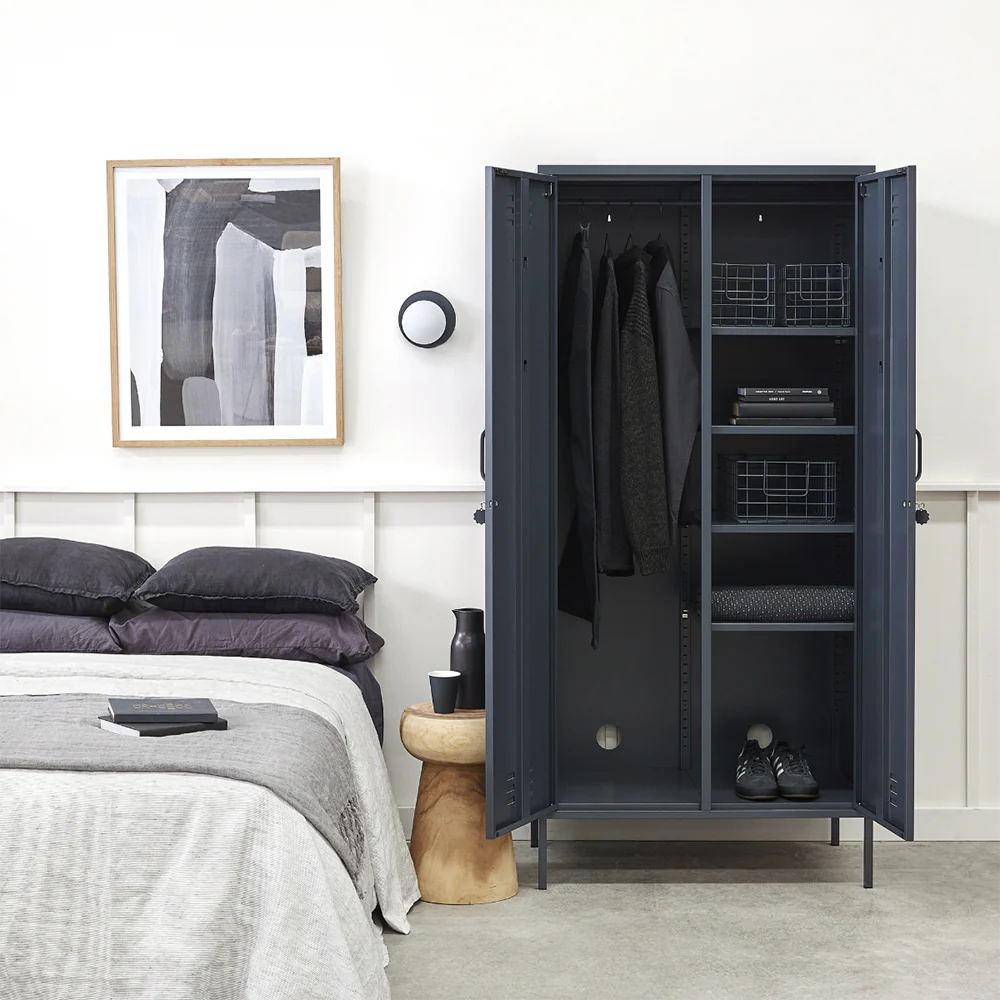 The Twinny Locker - Image 25
