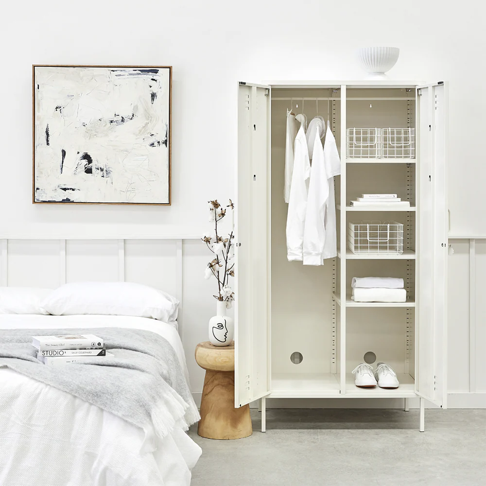 The Twinny Locker - Image 5